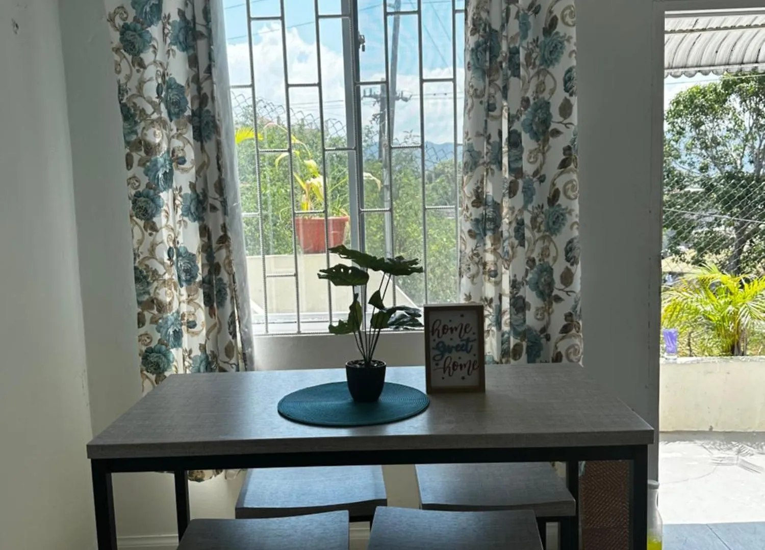 Lejlighed The Shelton - Blossom'S Rest Montego Bay